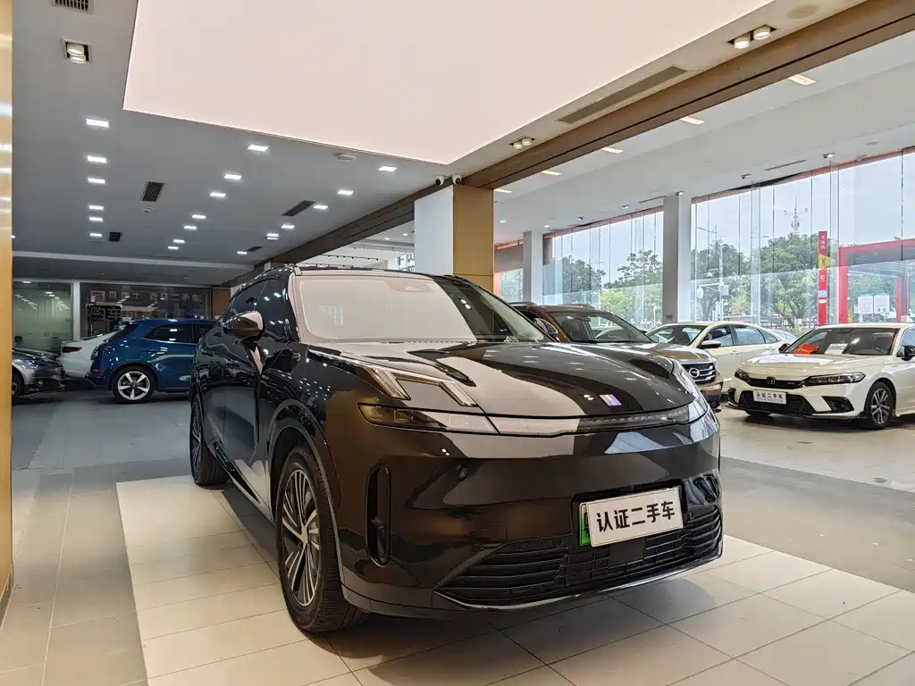 LYNK&CO 08 NEW ENERGY 2025