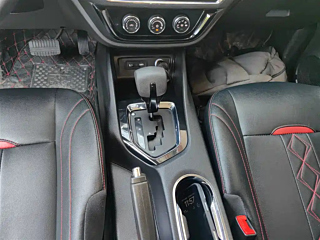 SOUEAST DX3  2018 YEAR 1.5T CVT PREMIUM 2018