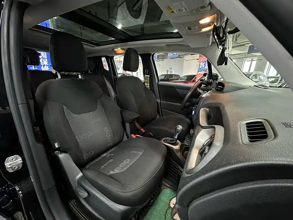 JEEP RENEGADE 2018
