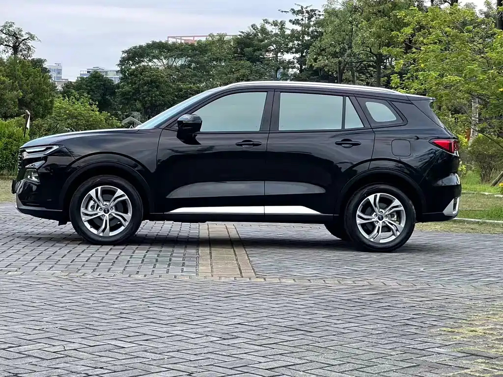 FORD EQUATOR SPORT 2024