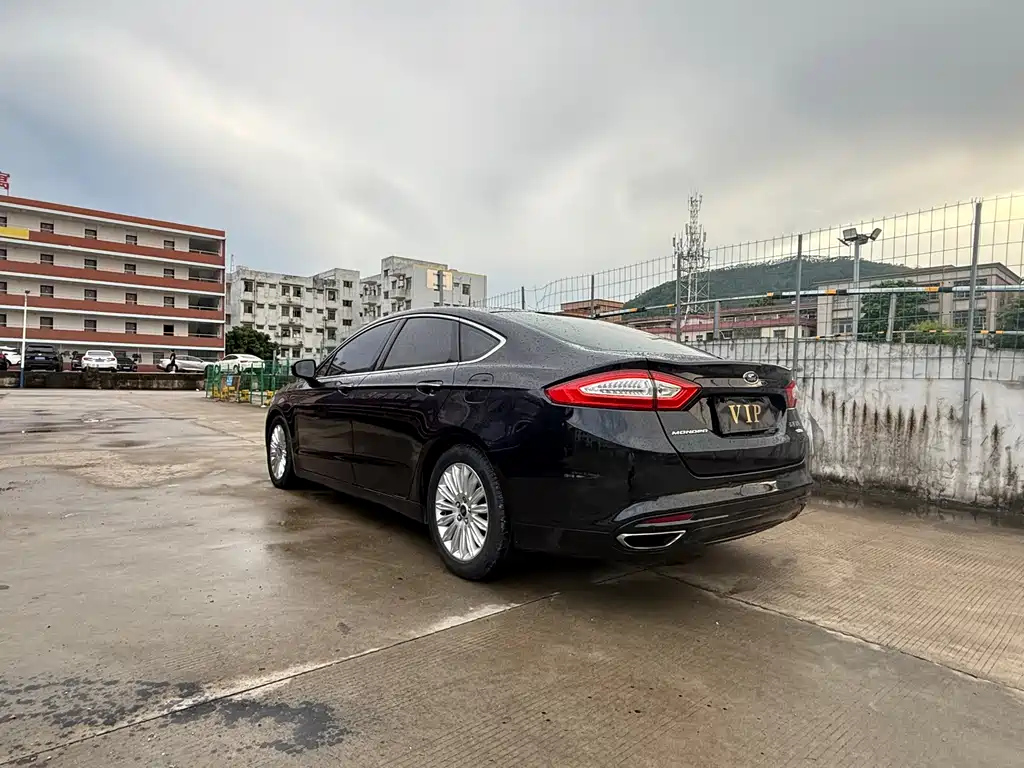 FORD MONDEO 2014