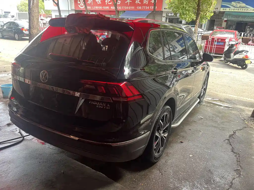 VOLKSWAGEN TIGUAN L 2020