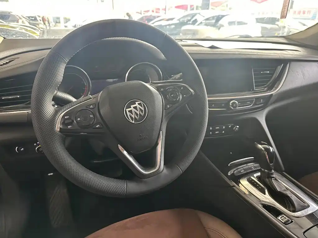BUICK REGAL 2019