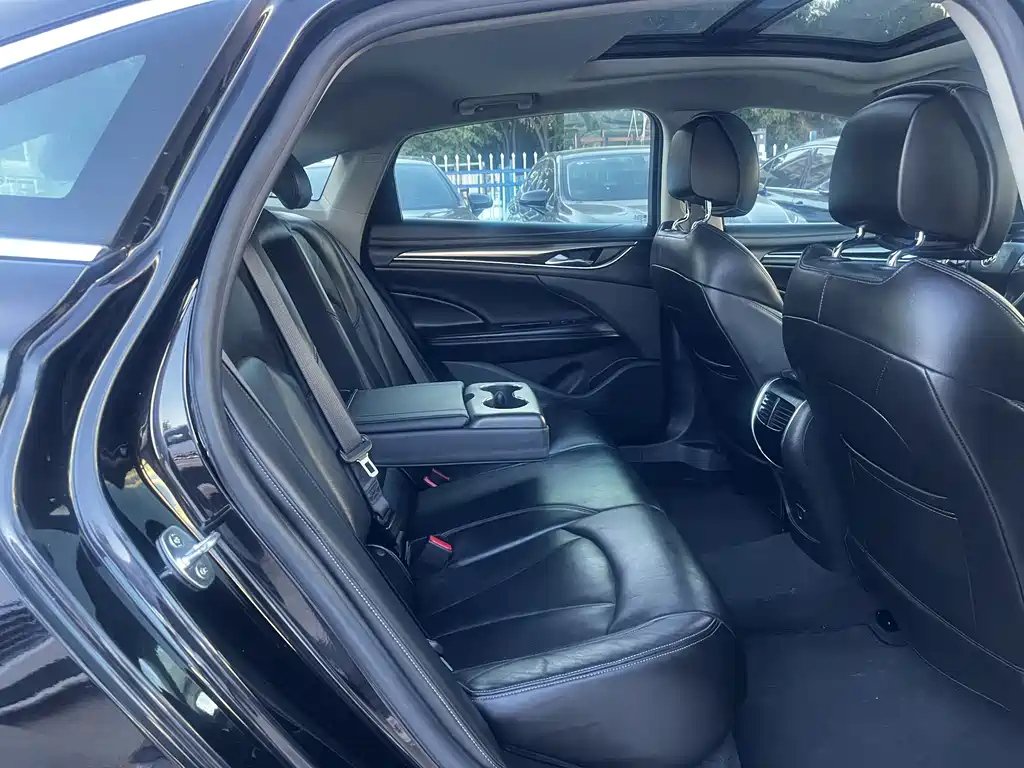 BUICK LACROSSE 2018