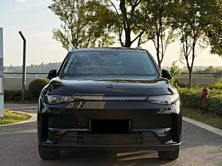 Заказать LEAPMOTOR C16