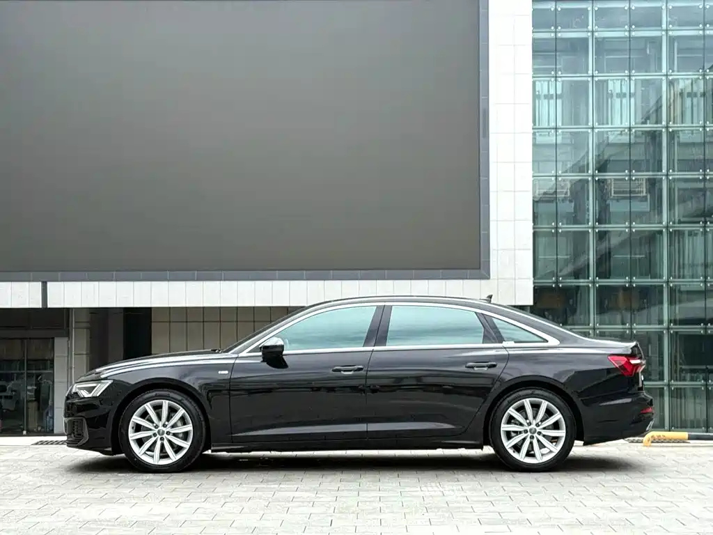 AUDI A6L 2021
