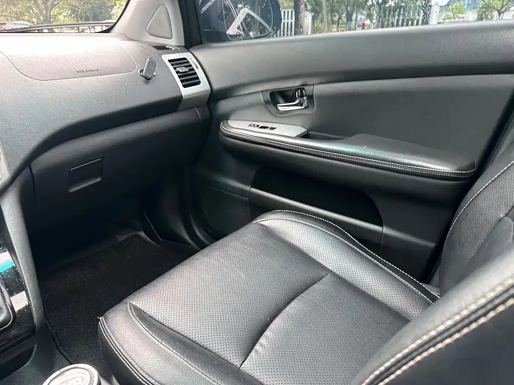 BYD S6 2014