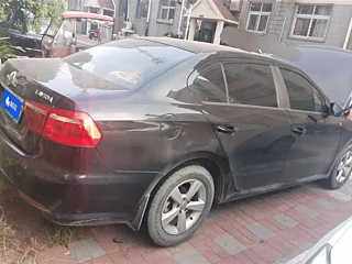 VOLKSWAGEN LAVIDA 2015