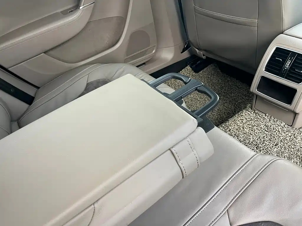 VOLKSWAGEN MAGOTAN 2015