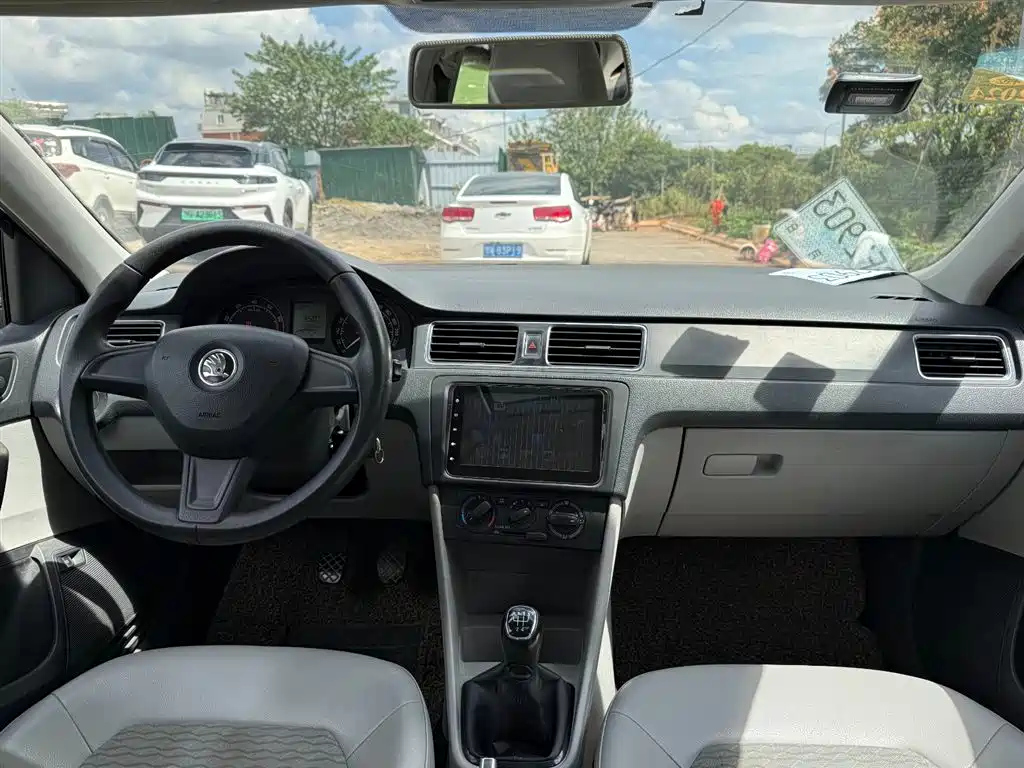 SKODA RAPID 2016