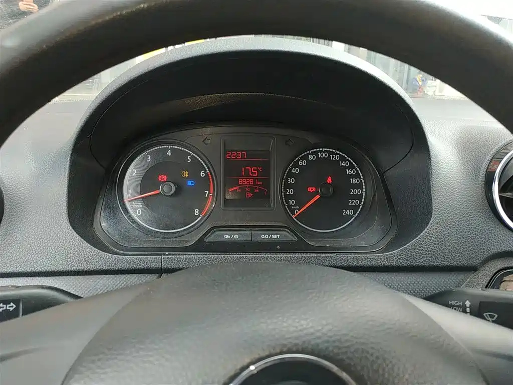 VOLKSWAGEN JETTA 2018