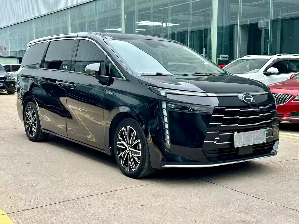 TRUMPCHI E8 NEW ENERGY 2024