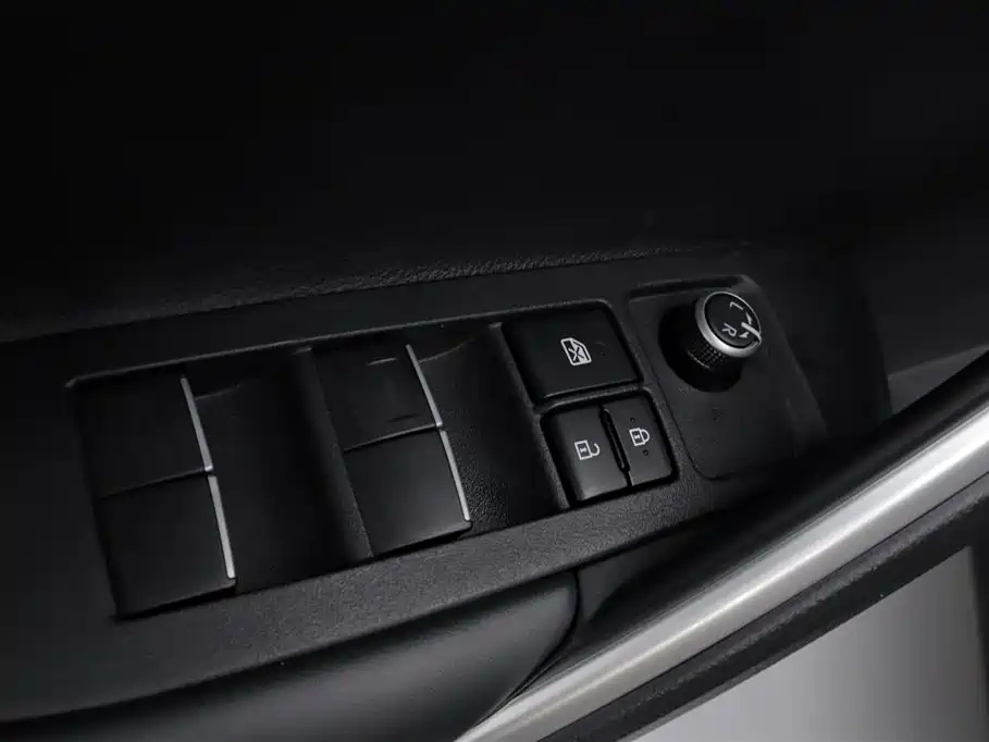 TOYOTA FRONTLANDER 2023