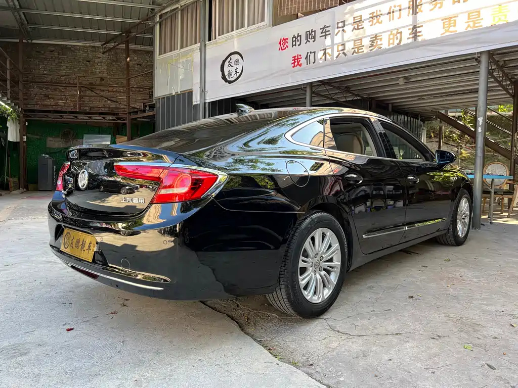 BUICK LACROSSE 2017