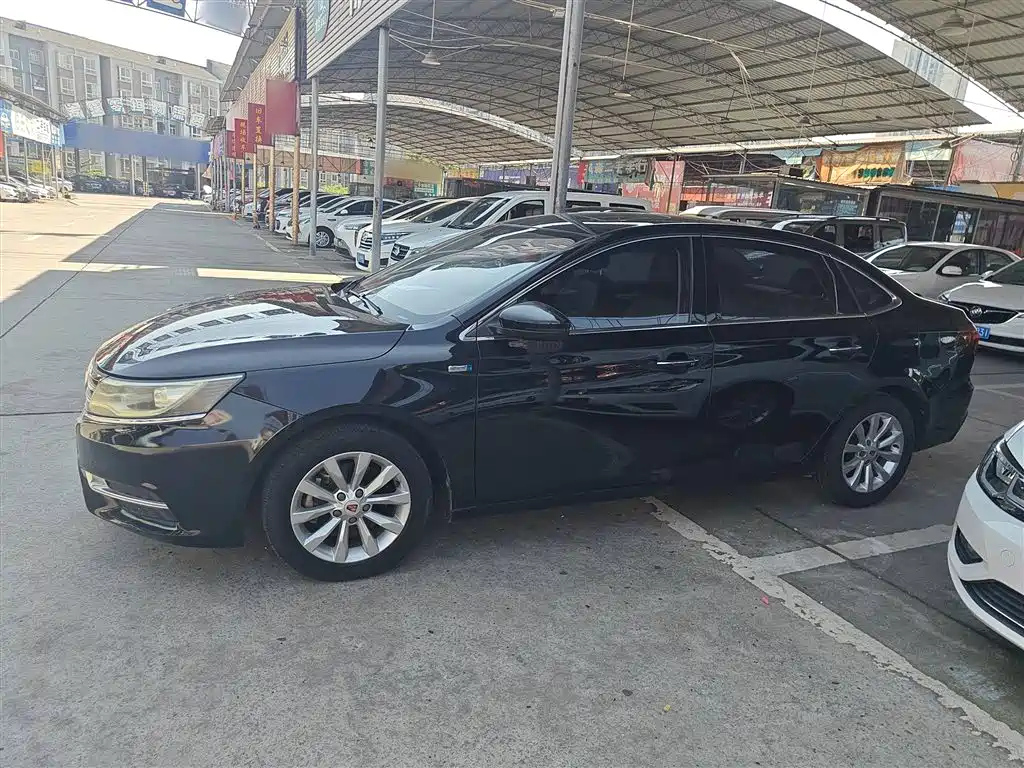 ROEWE I6 2018
