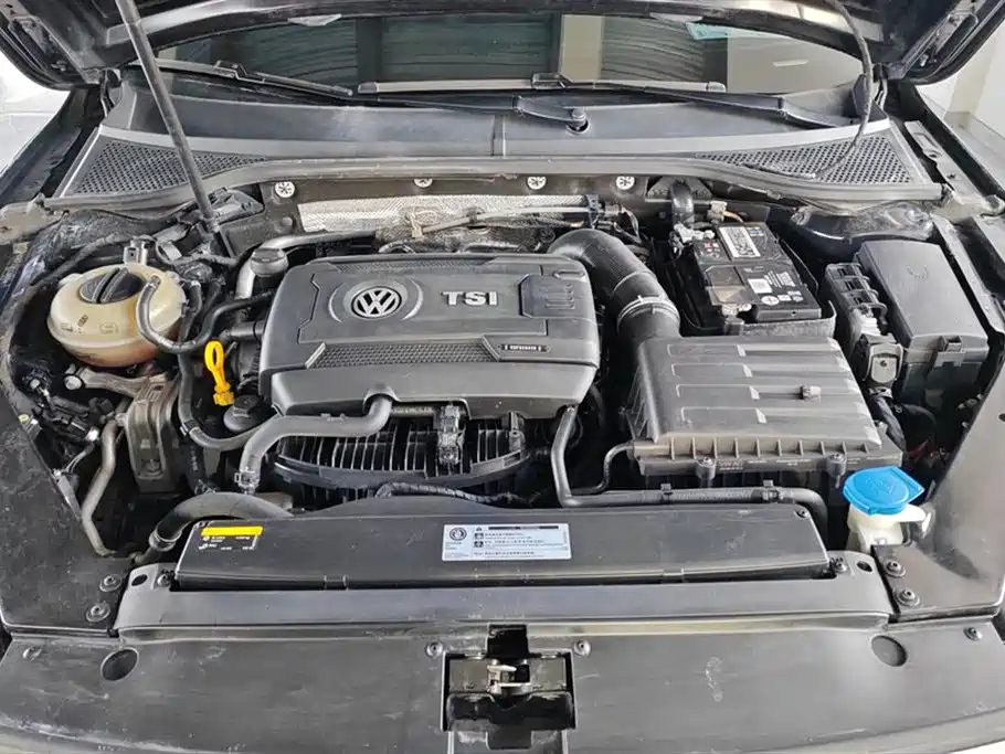 VOLKSWAGEN MAGOTAN 2018