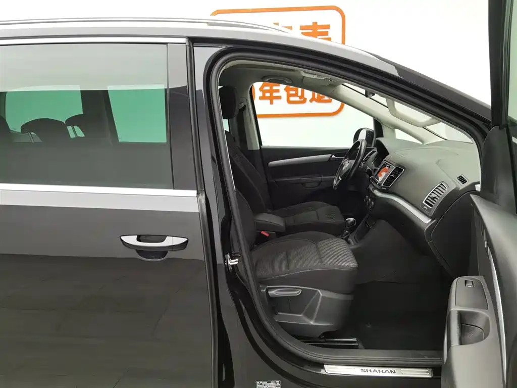 VOLKSWAGEN SHARAN 2016