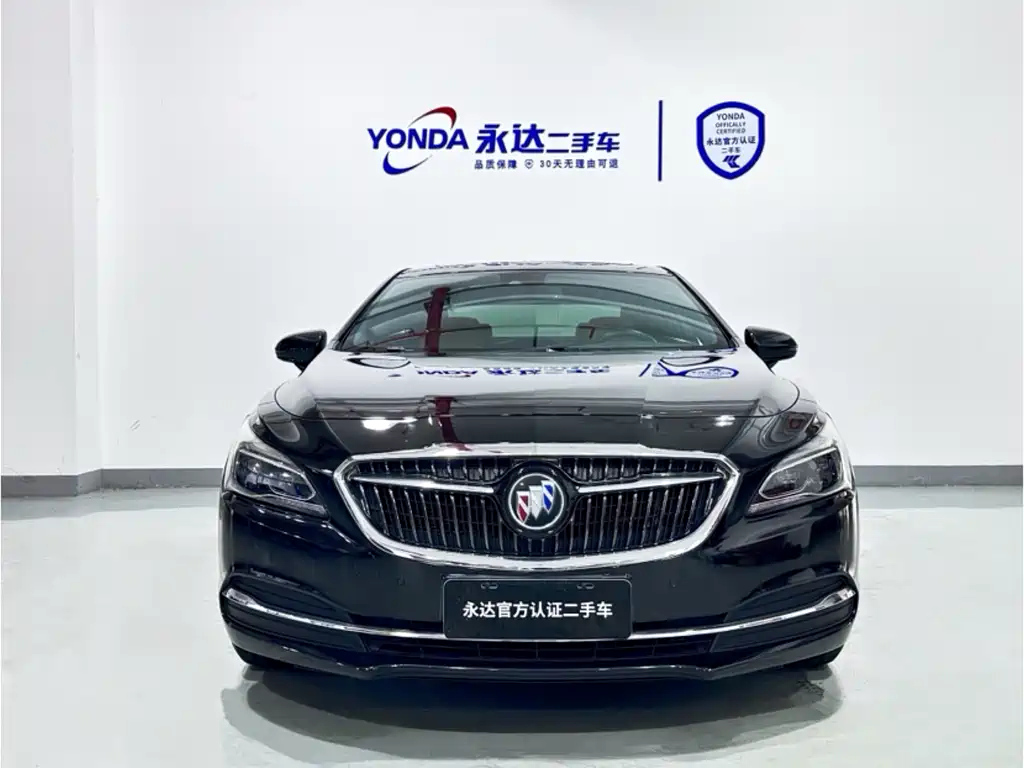 BUICK LACROSSE 2017