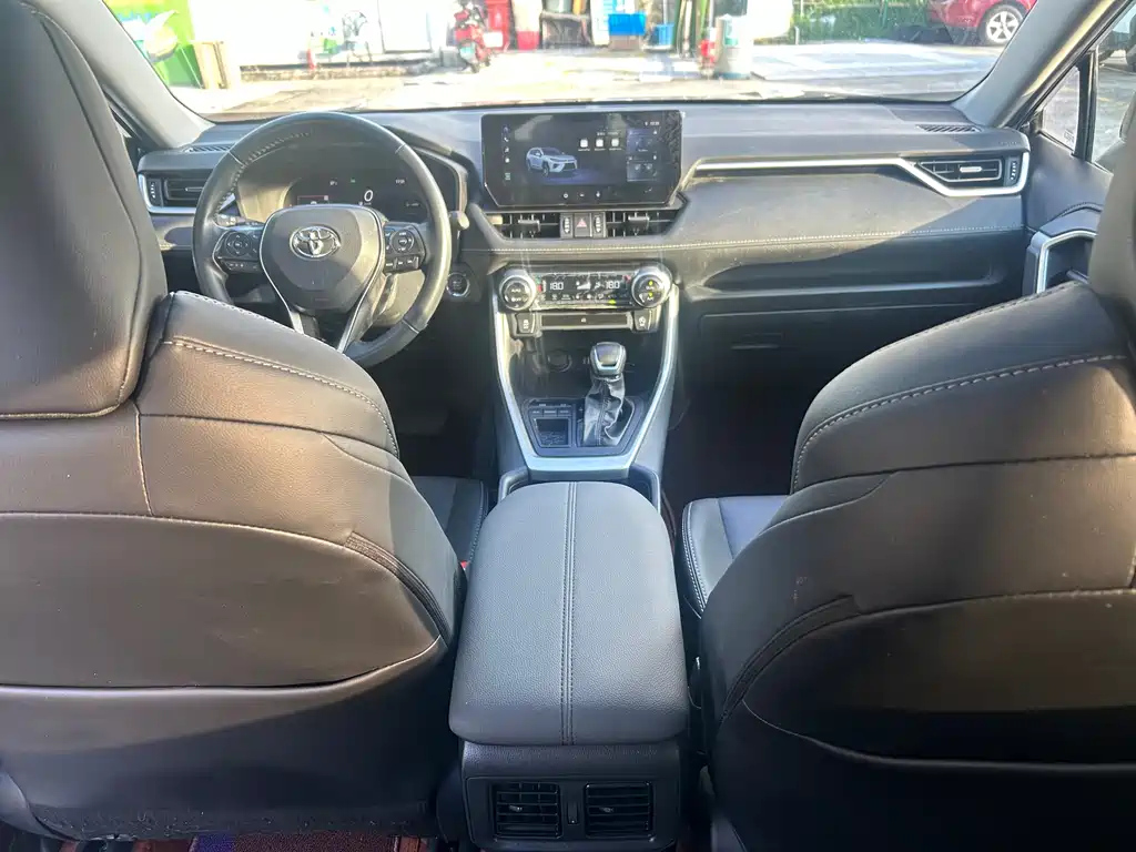 TOYOTA WILDLANDER 2024