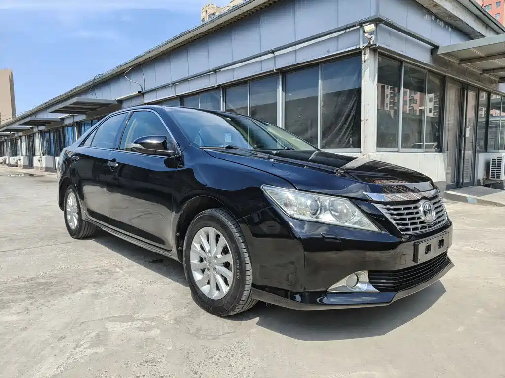 TOYOTA CAMRY 2012