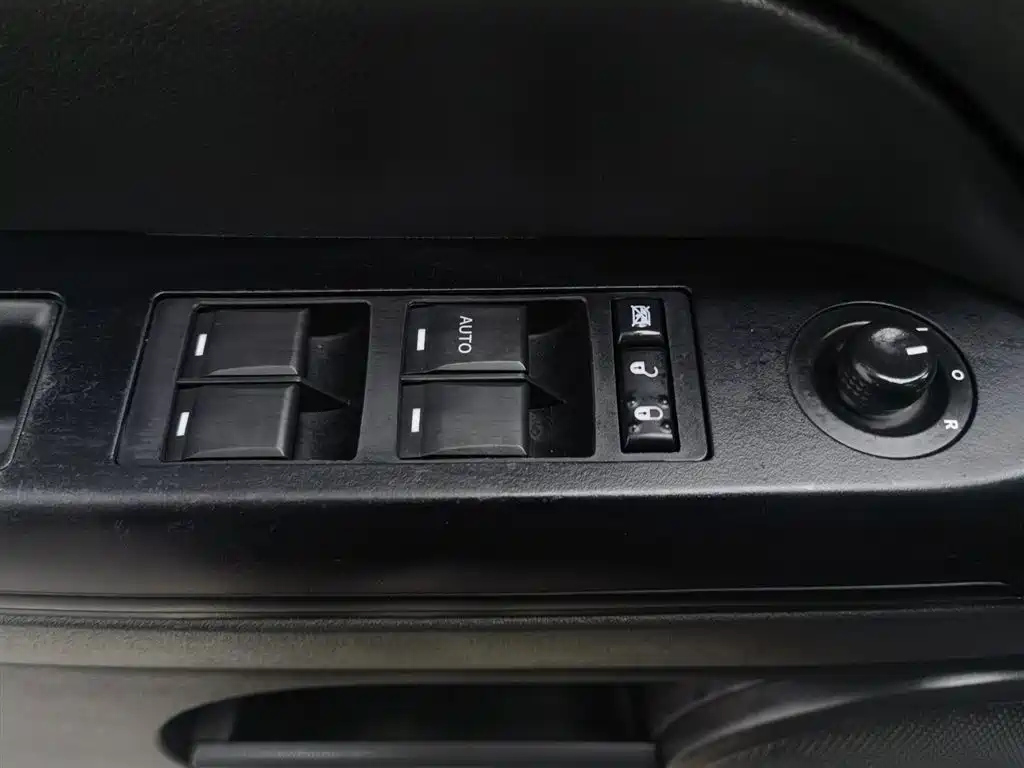 JEEP FREEDOM 客 2014