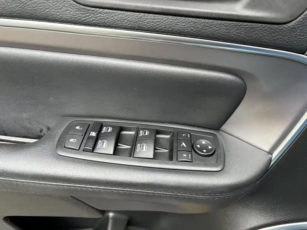 JEEP BIG 指挥官 2022