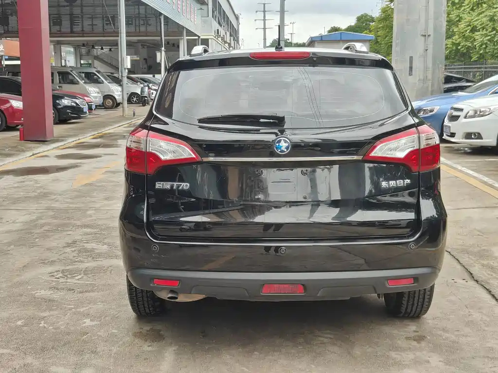 VENUCIA T70 2016