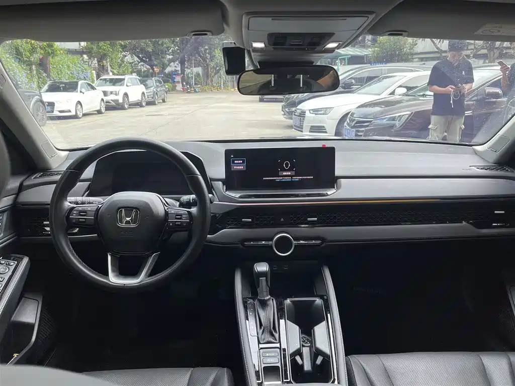 HONDA ACCORD 2025