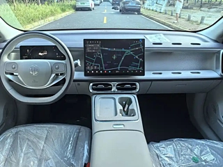 LEAPMOTOR B01  2025 YEAR 550 ENJOY EDITION 2025