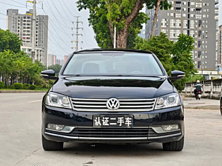 VOLKSWAGEN MAGOTAN 2013