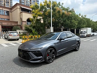 Заказать HYUNDAI SONATA