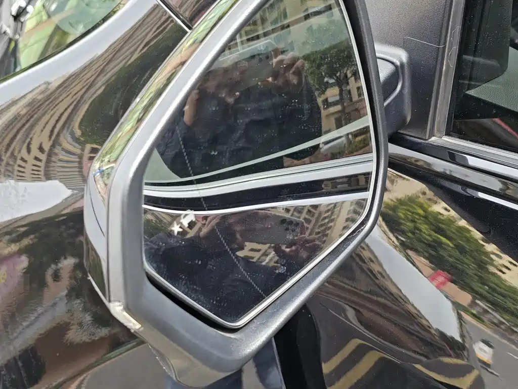 CHEVROLET EXPLORER 2024