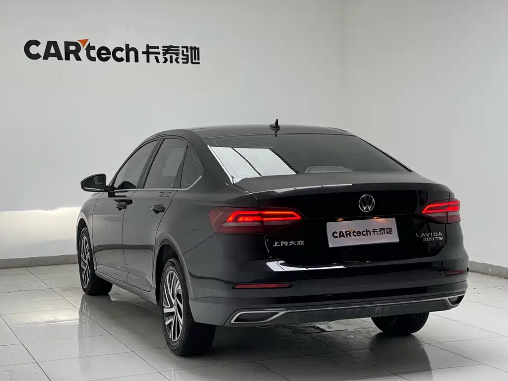 VOLKSWAGEN LAVIDA 2022