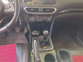 TRUMPCHI GS4 2018 YEAR 200T MANUAL 2WD ELITE EDITION 2018
