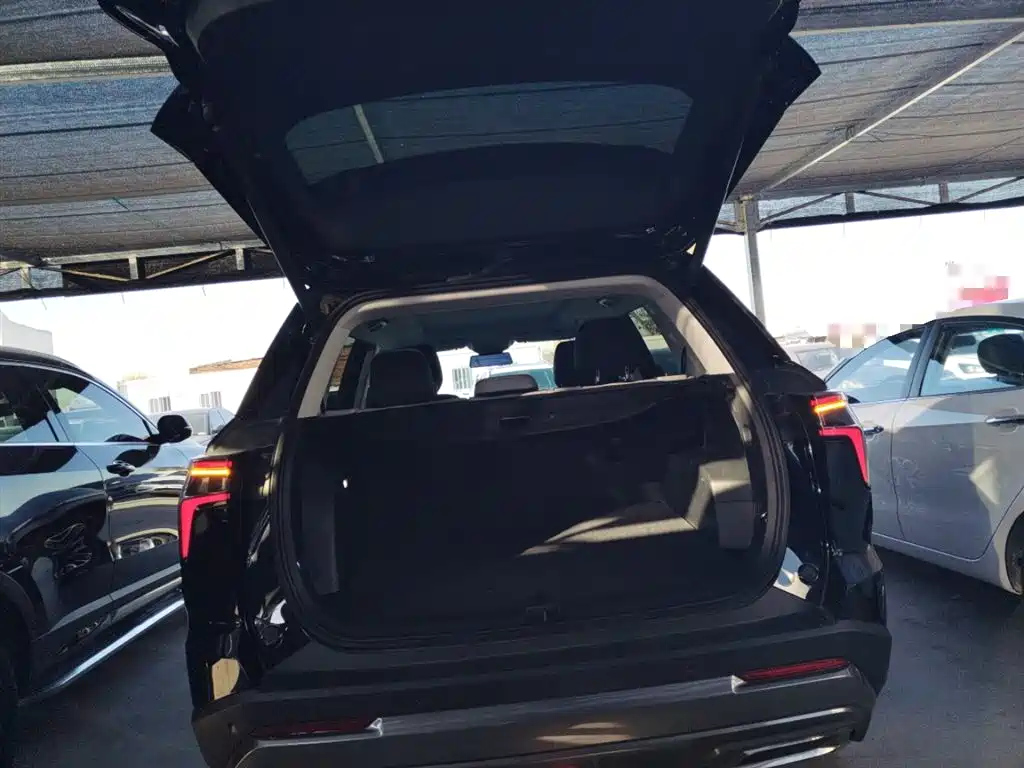 CHEVROLET EXPLORER PLUS 2025