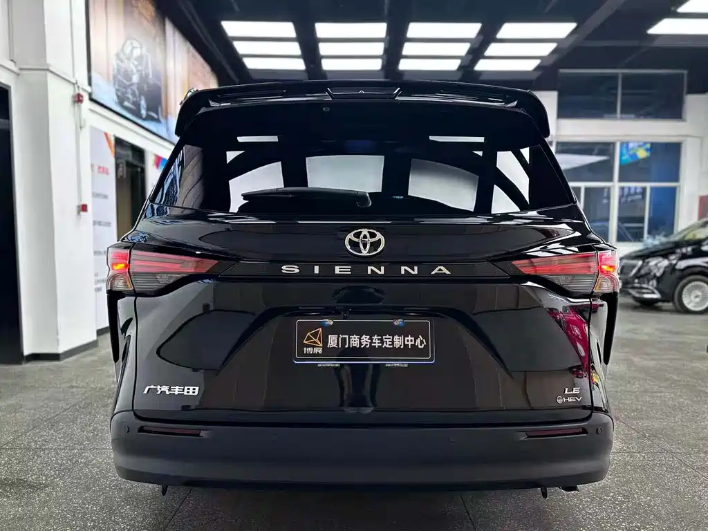 TOYOTA SIENNA SIENNA 2024