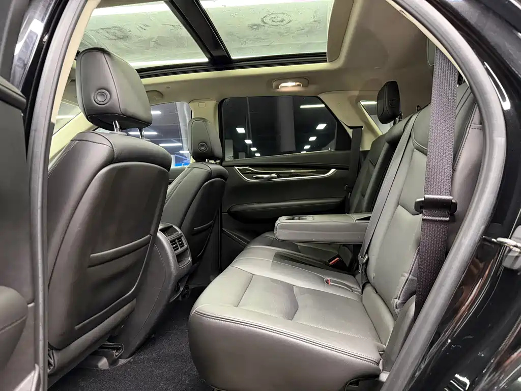 CADILLAC XT5 2016