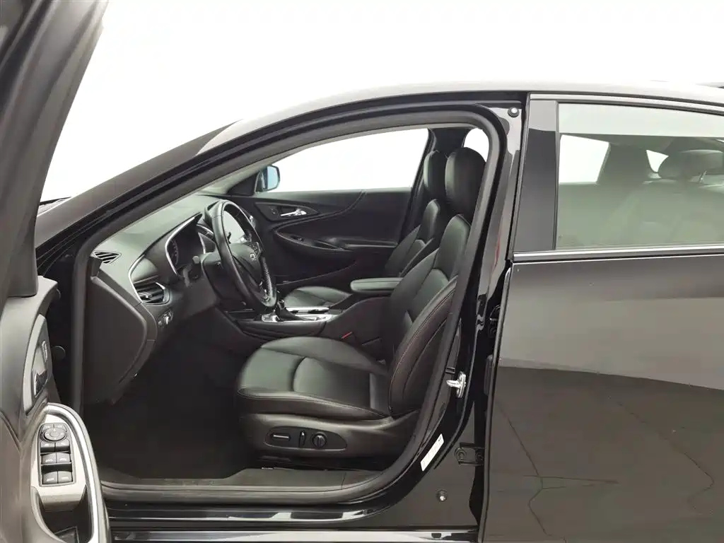 CHEVROLET MALIBU XL 2022