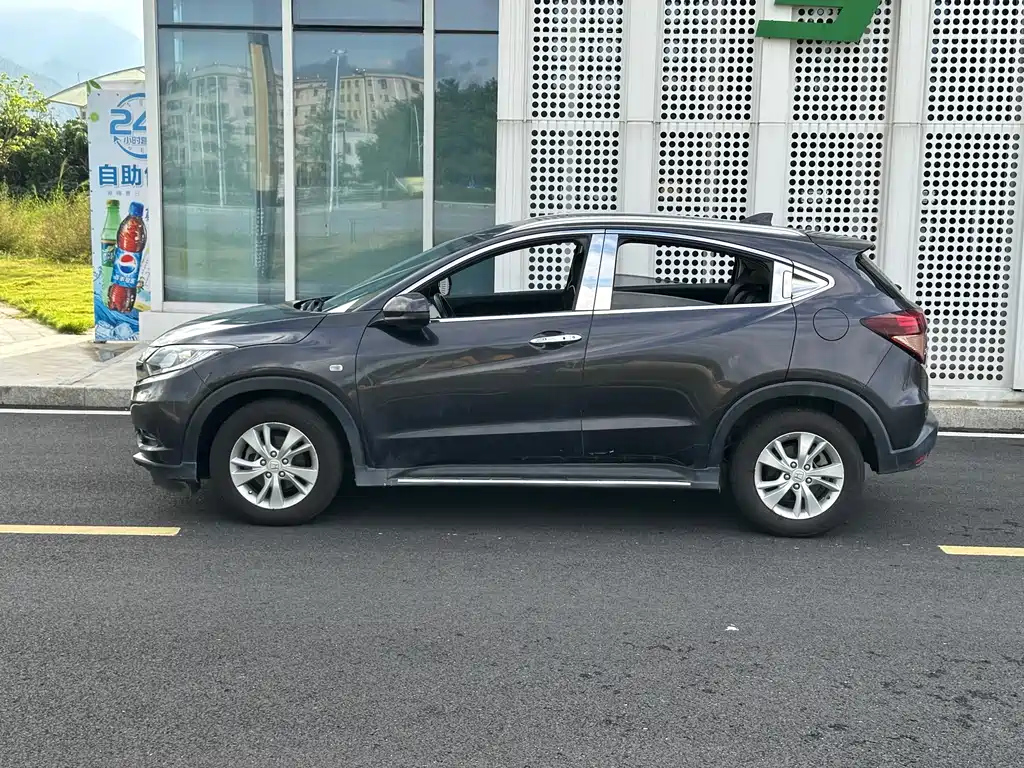 HONDA VEZEL 2018