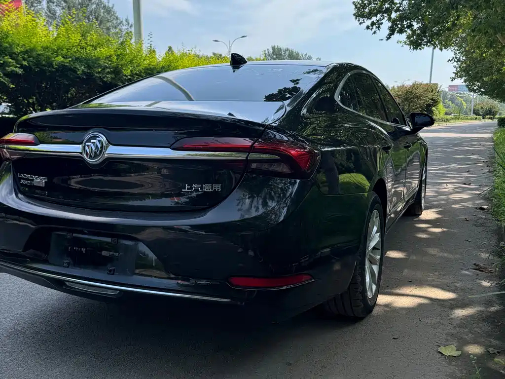 BUICK LACROSSE 2021