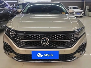 VOLKSWAGEN PASSAT  2022