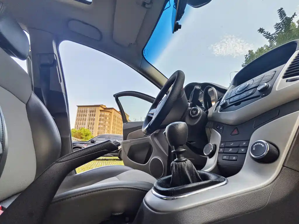 CHEVROLET CRUZE 2013