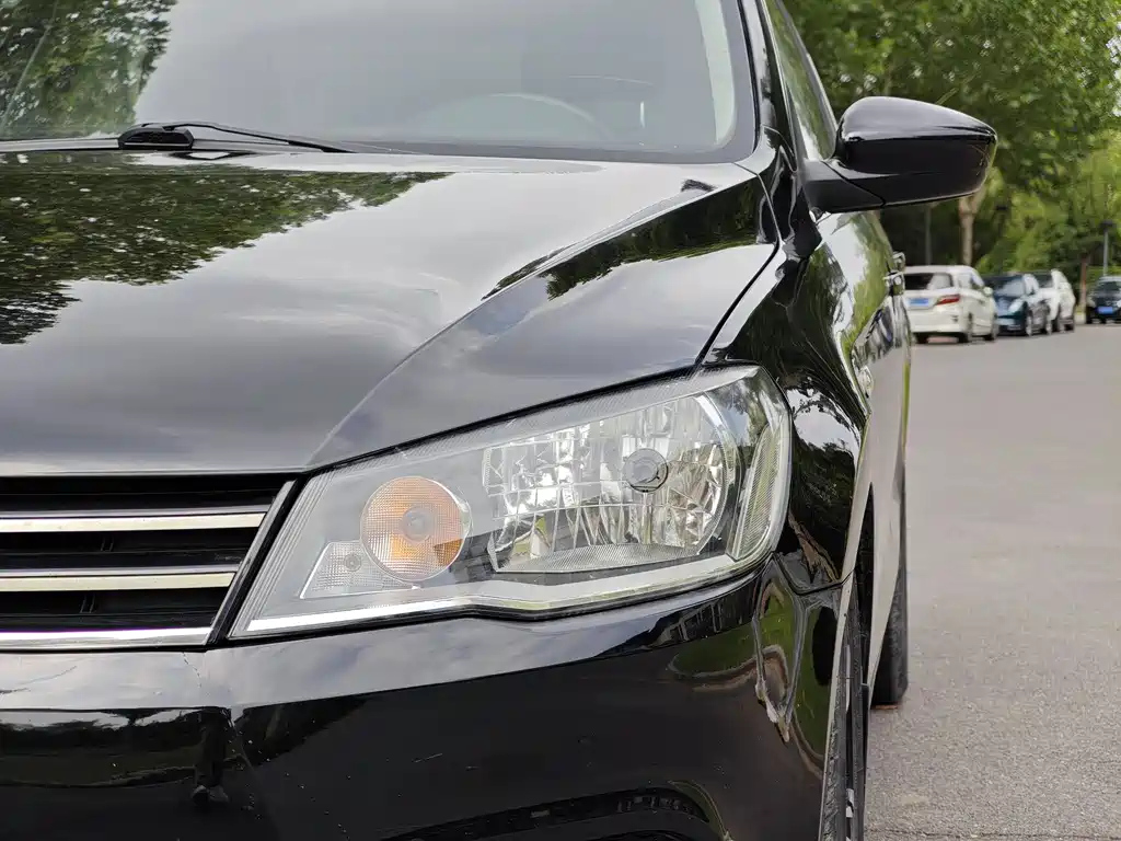 VOLKSWAGEN JETTA 2015