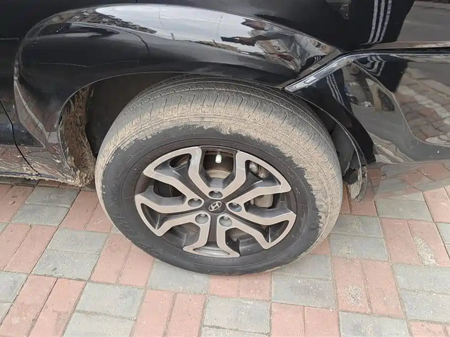 HYUNDAI TUCSON 2013