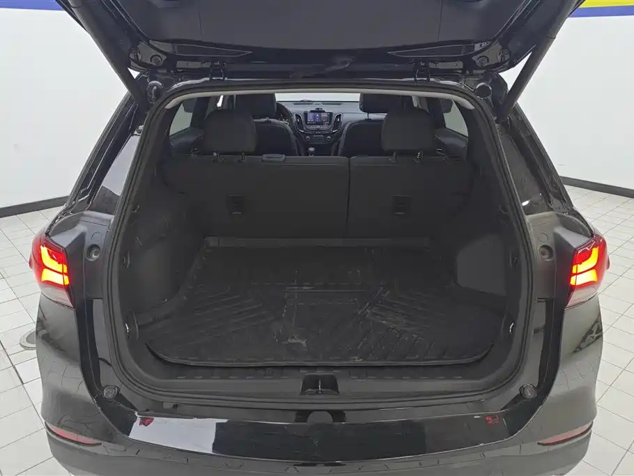 CHEVROLET EXPLORER 2021