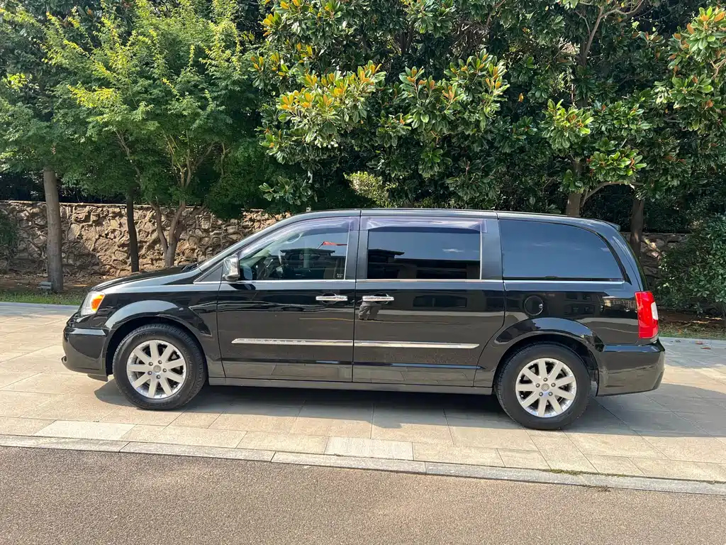 CHRYSLER BIG 捷龙 IMPORT 2014