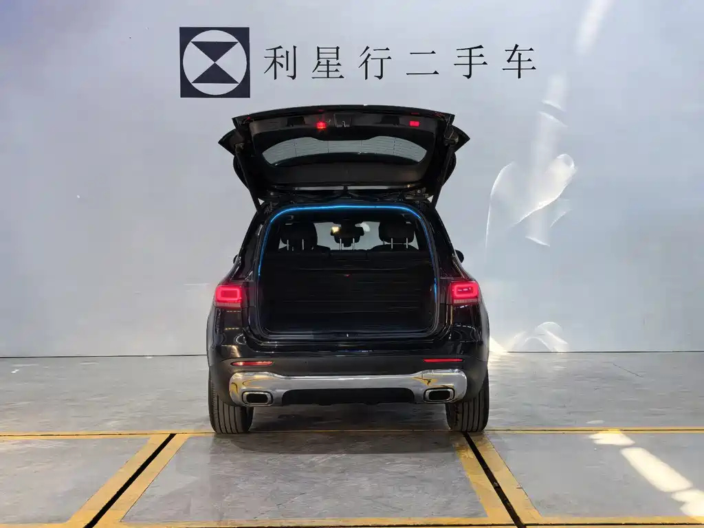 MERCEDES BENZ GLB 2022