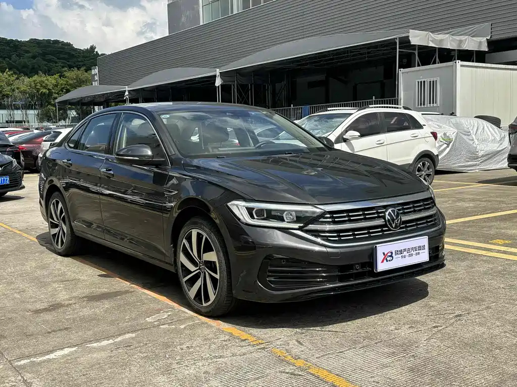 VOLKSWAGEN SAGITAR 2023