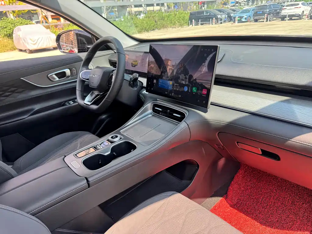 CHERY TIGGO 8 PLUS 2025