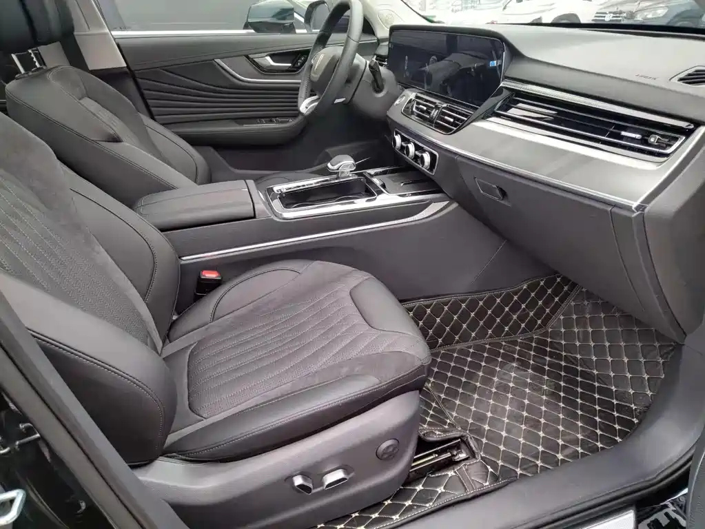HONGQI HS5 2023